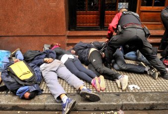 Incidentes en el Congreso: el Gobierno quiere "deportar lo antes posible" a los extranjeros detenidos