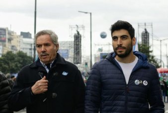 Felipe Sol� se fue del Frente Renovador y arm� otro bloque con Moyano, Donda y Arroyo