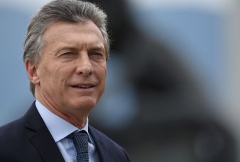 Macri: "Agradezco a los argentinos que han puesto el hombro y est�n bancando la devaluaci�n que sufrimos"