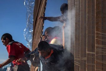 EEUU detuvo a 42 migrantes que lograron cruzar la frontera