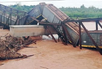 Se desplom un puente en Salta cuando pasaba el tren Belgrano Cargas