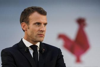 Macron subir el salario mnimo y bajar impuestos para frenar las protestas