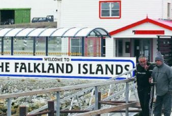 Por el nuevo vuelo, creen que la econom�a de Malvinas crecer� 1% con $ 90 millones extra