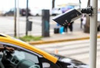Por los controles, pasan ocho veces ms taxis por Aeroparque