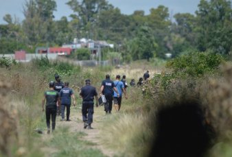 Arranca la bsqueda de Gisella Sols en campos aledaos a la ruta 6 entre La Plata y Florencio Varela