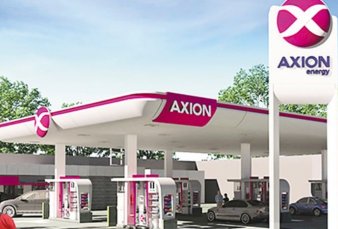 Axion se suma a las rebajas de combustibles
