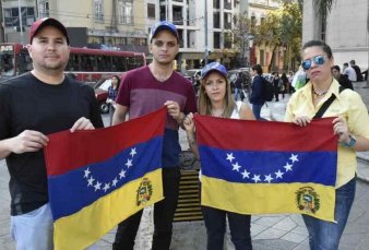 El Gobierno flexibiliza los requisitos para la entrada de venezolanos al pas