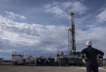 Acotan los subsidios al gas y Techint amenaza al Gobierno