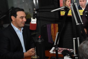 El Gobernador de Corrientes evala desdoblar la eleccin