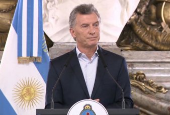 Macri anunci� medidas para "aliviar la carga fiscal" de las Pymes