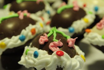 La canasta de Pascua sufri el "efecto dlar" y hay subas del 80% en chocolates y pescado