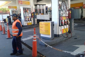 Desalojaron una estacin de servicio para hacer edificios y plazas en el playn de Palermo