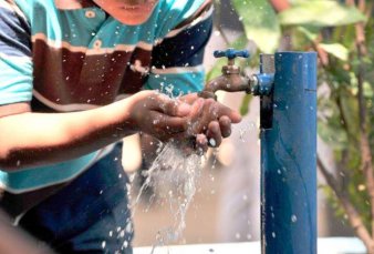 Más de 2.000 millones de personas en el mundo no tienen acceso al agua potable