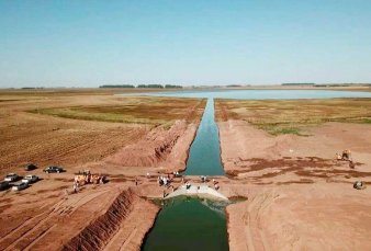 Se enfrentan Buenos Afres y Santa Fe por la laguna La Picasa