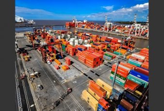 Crece el movimiento de contenedores en los puertos de Buenos Aires