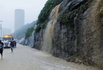Temporal, inundaciones y al menos tres muertos en Ro de Janeiro