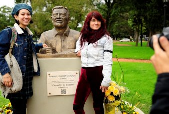 La Ciudad suma un homenaje clave: Garca Mrquez ya tiene un busto en el Rosedal