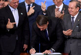 Jair Bolsonaro propone impunidad para toda persona que mate a un ladrn