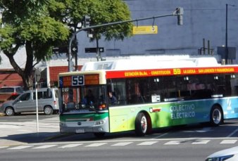 Empiezan a probar colectivos elctricos en CABA