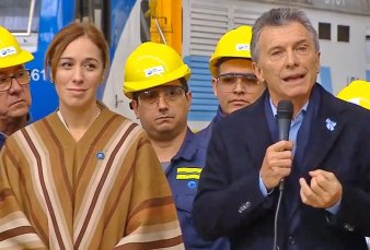 Mientras comenzaba el primer juicio a Cristina Kirchner, Macri encabez� un acto en una f�brica ferroviaria con Vidal