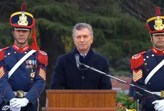 En medio del paro nacional, Macri encabez� acto: "Debemos dar una vuelta de p�gina"