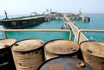 Fuerte suba del precio del petrleo tras los ataques a dos buques en el golfo de Omn