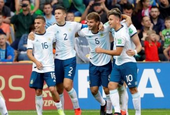 Argentina va por Mali para avanzar a cuartos de final