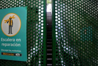Crecen las quejas por el subte y la causa principal son las escaleras mecnicas
