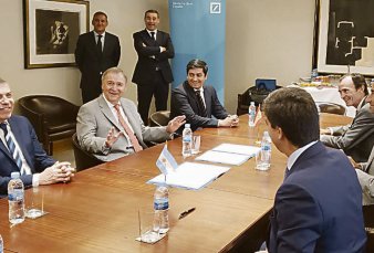 Schiaretti cosech en Madrid crdito de 60 millones de euros