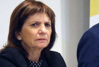 Patricia Bullrich: "Sin ning�n tipo de participaci�n de Gendarmer�a, tr�gicamente Santiago Maldonado qued� en un r�o que no conoc�a y termin� ahog�ndose"