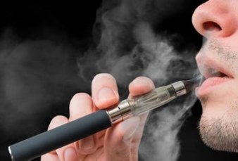 Dan el alta al primer paciente argentino afectado por usar cigarrillo electr�nico