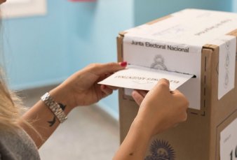 Argentina Election Tour: cobran hasta 200 d�lares por un paquete tur�stico para vivir las elecciones