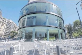 Revive una esquina de Barrio Parque con propuesta renovada