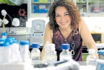 La premian por estudiar c�mo escapan las c�lulas del c�ncer a la quimioterapia