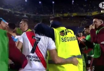 Despidieron al empleado de seguridad que festej con River Plate - "No encuentro razn, fueron dos segundos, no me pueden haber echado por eso"