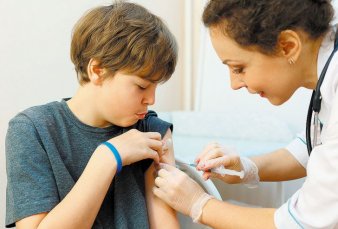 Meningitis: vuelven a dar la vacuna de los 11 a�os