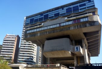 La Biblioteca Nacional, a 27 aos de su apertura, ahora es Monumento Histrico
