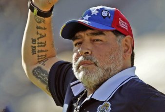 Diego Maradona contra Juan Romn Riquelme: "Los dlares no pueden pesar ms que las convicciones"