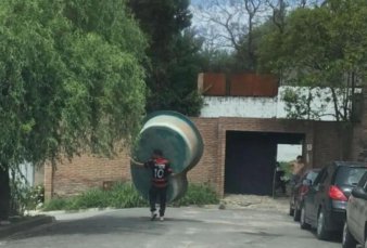 Crdoba: se rob una pileta y se la llev caminando