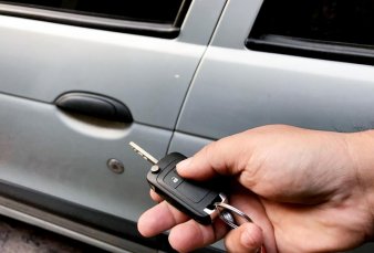 Disparada de hasta el 40 por ciento en las p�lizas para autos y motos