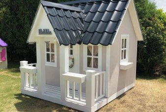 Fabrica casitas que valen m�s de $ 100.000 y le vende a famosos