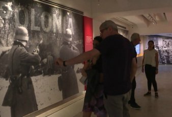 Reabren el Museo del Holocausto con una amplia presencia poltica