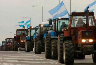Productores de Santa Fe y Crdoba convocan a un tractorazo en Rosario