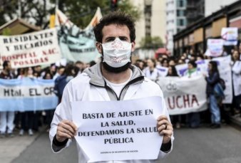La Legislatura portea derog la Ley de Residentes y se levant el paro