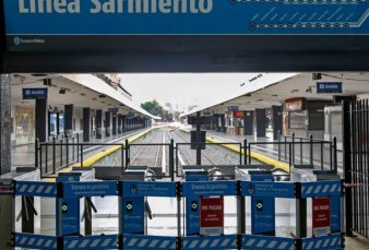 Paro en el tren Sarmiento por mejores condiciones laborales