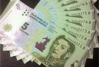 Piden postergar seis meses la salida de circulaci�n del billete de 5 pesos