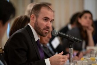 FMI. Guzm�n ya negocia con el principal acreedor y apunta cita con Georgieva