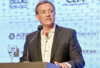 Congelan los sueldos de funcionarios y tarifas en Mendoza