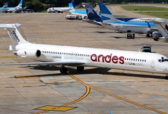 Aerolneas y Andes firman un trato para no dejar pasajeros varados