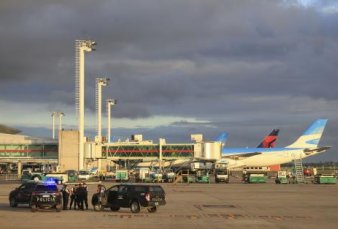 Activan nuevo protocolo para vuelos que lleguen a Argentina